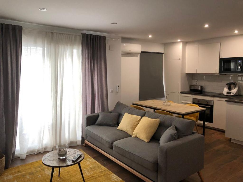 Wish Suite Remedios De Sevilla Seville Exterior photo
