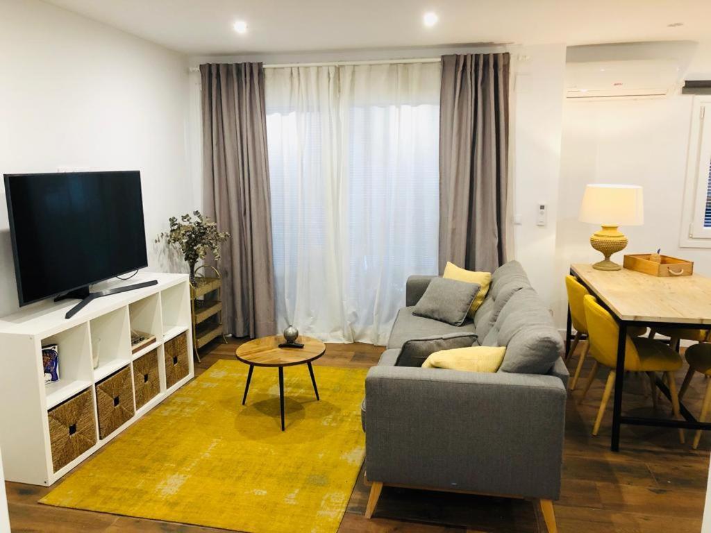 Wish Suite Remedios De Sevilla Seville Exterior photo